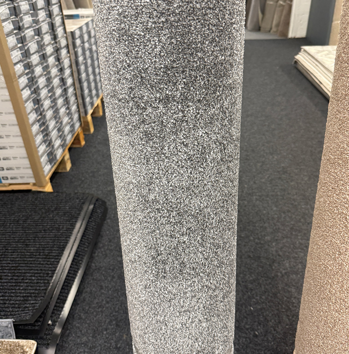 Amasya Platinum Carpet Roll End